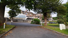 Отель Best Western Diplomat Hotel and Spa, Лланелли